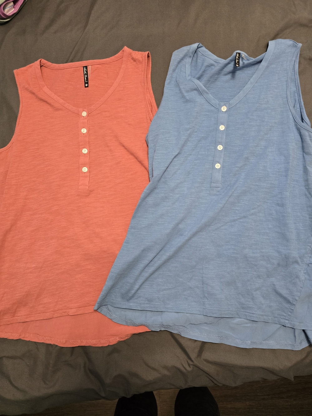 Women’s Sleeveless Henley Tank - Coral & Light Blue